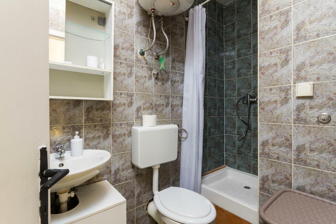 Studio Apartman Ela Pula Ngoại thất bức ảnh